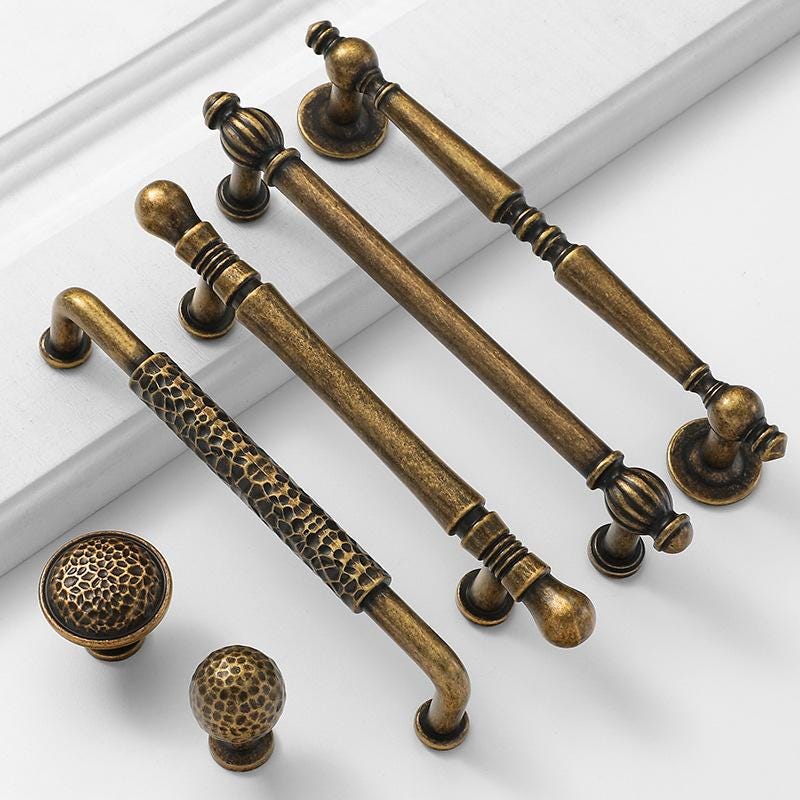 Vintage Antique Bronze Metal Drawer Handles Cabinet Knobs Rustic Classic Furniture Restoration Retro Victorian Style Decorative Pulls