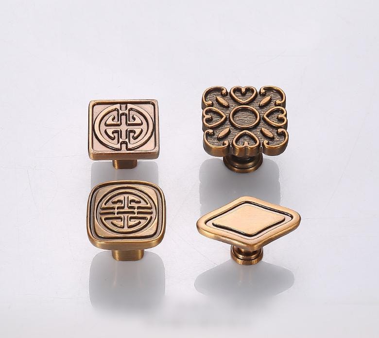 Vintage Yellow Bronze Metal Cabinet Handles Knobs Classic Baroque Neoclassical Dresser Drawer Closet Cupboard Furniture Restoration