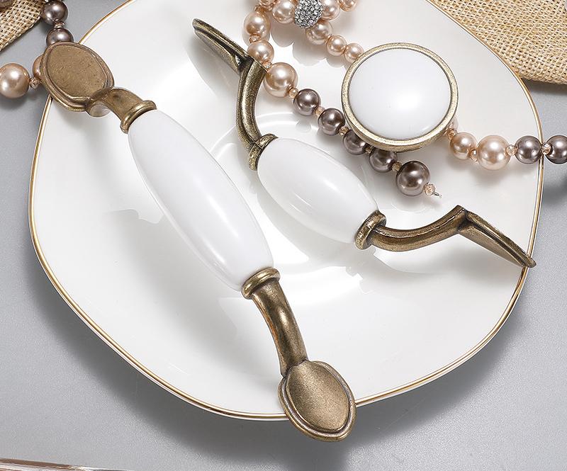 Classic Antique Bronze Metal Cabinet Drawer Pulls And Knobs With White Ceramic Handles Vintage Furniture Kitchen Wardrobe Closet Cupboard