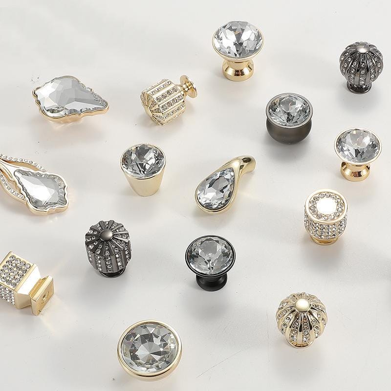 Luxury Glam Crystal Metal Cabinet Knobs Gold Drawer Pulls Modern Art Deco Handles Dresser Cupboard Jewelry Box Interior Chic Home Decoration