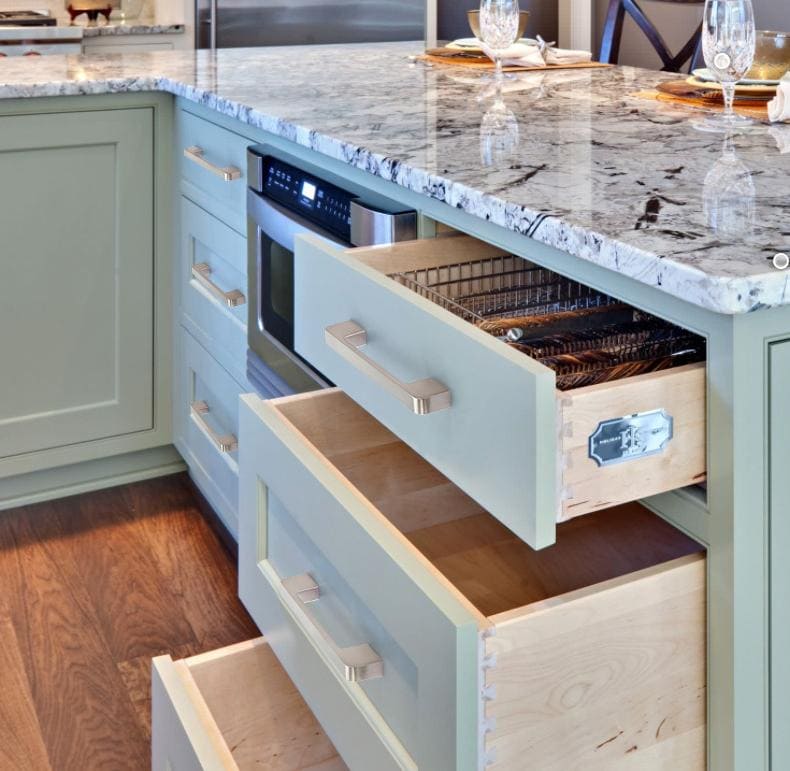 Modern Rectangular Metal Cabinet Handles Knobs Black Chrome Silver Gold Finishes Kitchen Cabinets Drawers Wardrobes Cupboards Minimalist