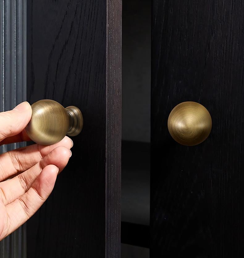 Minimalist Solid Brass Bronze Cabinet Knobs Modern Classic Loft Style Kitchen Furniture Drawers Dressers Cupboards Round Ball Design