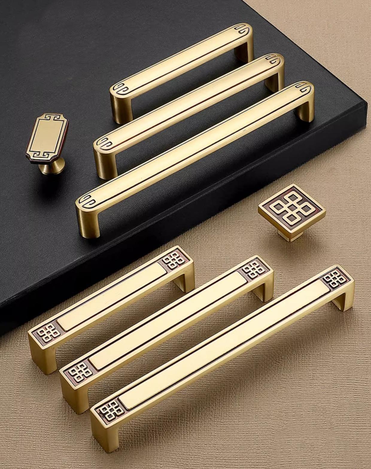 Oriental Style Gold Solid Brass Cabinet Handles Knobs Engraved Decorative Pattern Drawers Wardrobes Kitchen Furniture Modern Classic Design