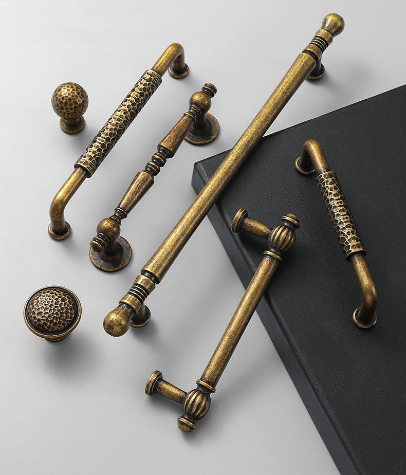 Vintage Antique Bronze Metal Drawer Handles Cabinet Knobs Rustic Classic Furniture Restoration Retro Victorian Style Decorative Pulls