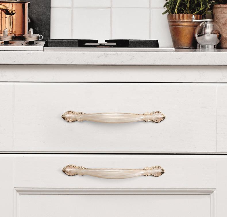 Alloy Floral Cabinet Pulls & Knobs - Gold Finish Furniture Hardware - view 8