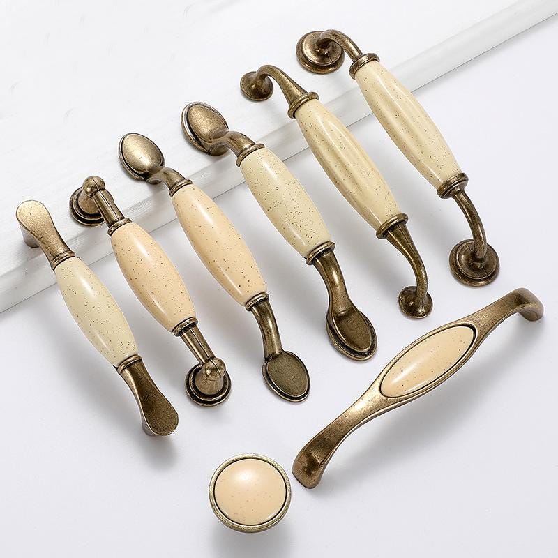 Vintage Country Ceramic Metal Cabinet Pull Handles Ivory Bronze Drawer Knobs Retro Rustic Dresser Handles Antique Kitchen Furniture Hardware