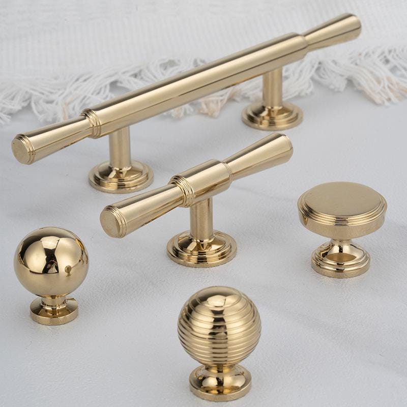 Polished Solid Brass Cabinet Handles in Classic Style Featuring T-Bar and Knob Designs for Luxury Kitchens and Elegant Furniture Drawers