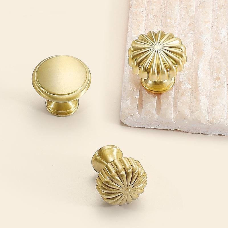 Gold Solid Brass Cabinet Knobs Classic Art Deco Drawer Pulls Vintage Style Furniture Handles Kitchen Wardrobe Dresser Closet Modern Hardware
