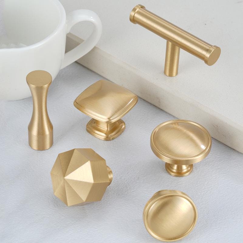 Solid Brass Cabinet Handles and Knobs Brushed Gold Modern Drawer Pulls for Kitchen Cupboards Furniture Wardrobes Interior Decorative Design