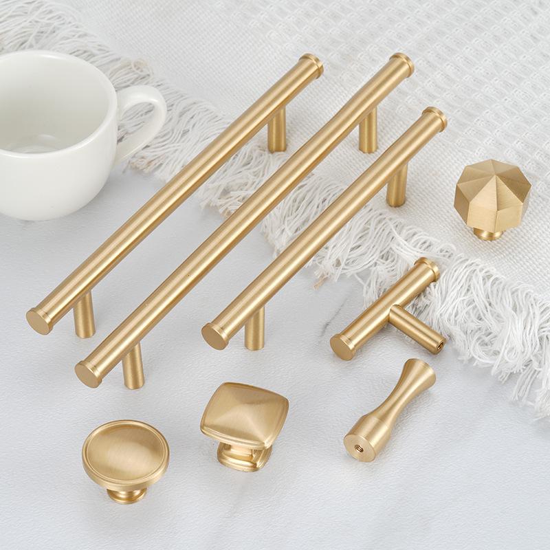 Solid Brass Cabinet Handles and Knobs Brushed Gold Modern Drawer Pulls for Kitchen Cupboards Furniture Wardrobes Interior Decorative Design
