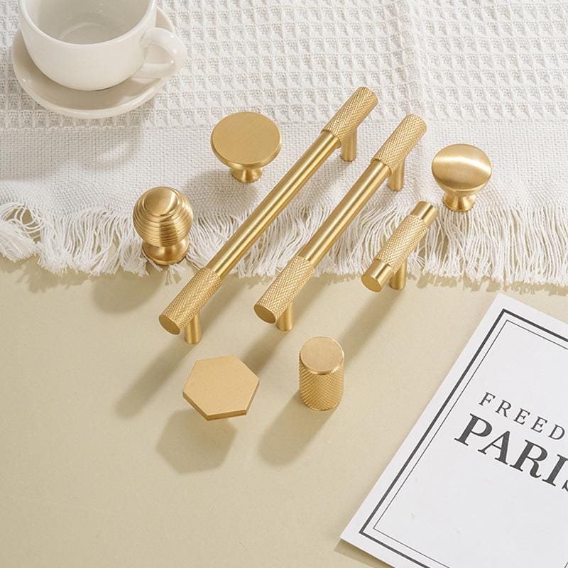 Solid Brass Cabinet Handles Gold Drawer Pulls Knurled Texture Knobs Modern Furniture Hardware for Kitchen Wardrobe Dresser Door Cupboard