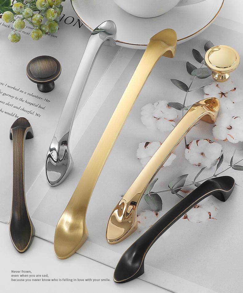 Solid Brass Round Cabinet Cup Pulls - Antique Bronze Finish Hardware - Gold 31mm Round / 1pc