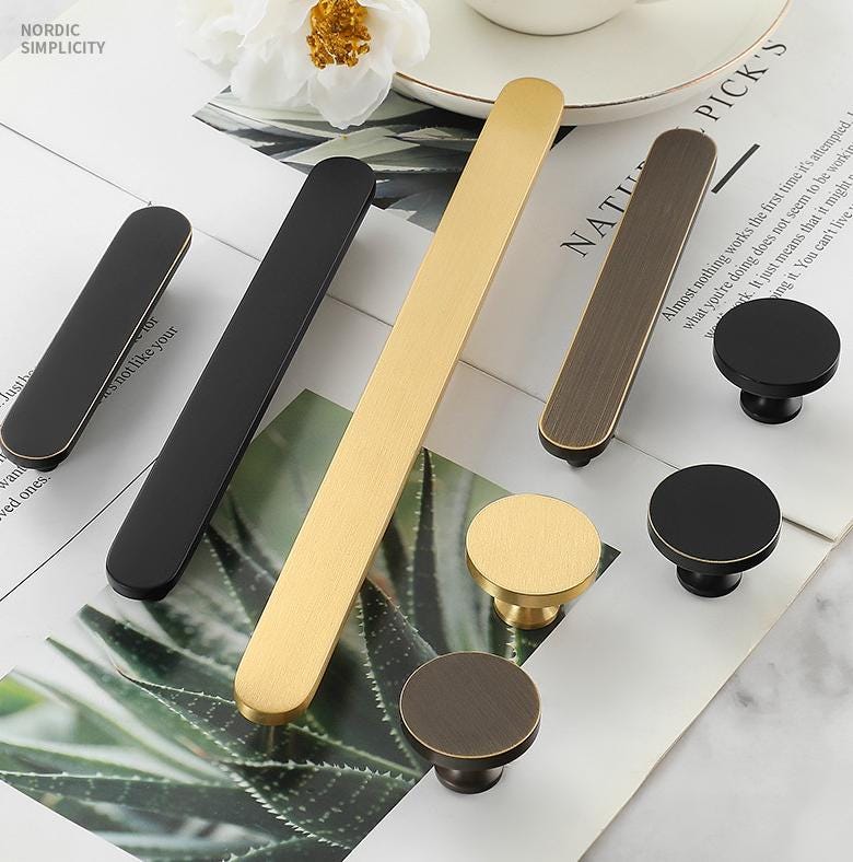 Solid Brass Round Cabinet Pulls & Knobs - Black Finish for Cabinets - Brass 32mm Round / 1pc