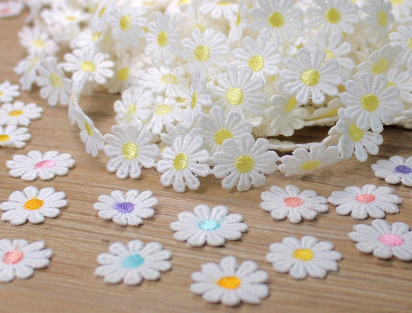 White Daisy Applique Floral Sew-on Patch Embroidered Lace Trim 25mm 1" Rustic Country Flower Sewing Decor Headband Bow Kids Party Clothes