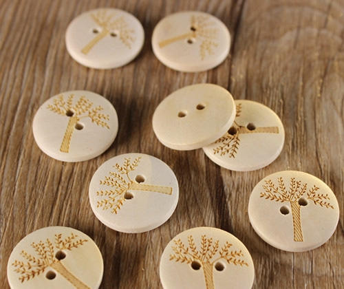 Natural Wood Button Aveyron Carved Tree Design Pattern Two Holes 2 2.5 3 cm 32 40 45L