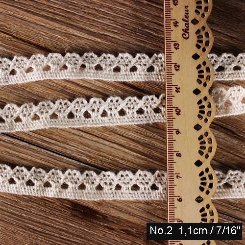 Vintage Style Embroidered Lace Edge Crochet Trim Ribbon