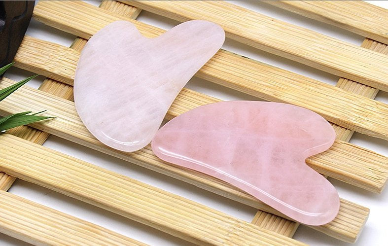 Natural Rose Quartz Gua Sha Guasha Board Fin Shape Triangle 83 53 5 mm 3 inch Face Body Scraping Tool Craft DIY Wholesale Bulk