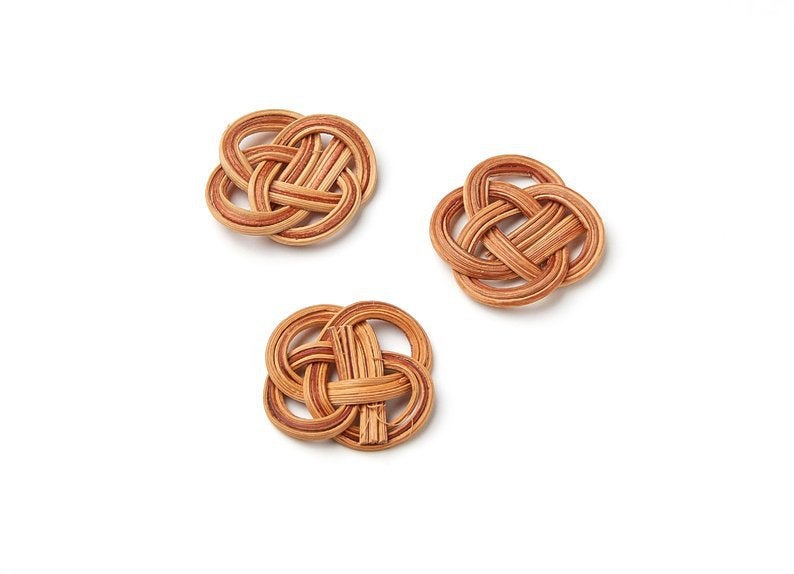 Natural Rattan Wood Earring Hoops 28mmx26mm Clover Wooden Charms Handwoven Circle Findings Woven Boho Jewelry Making Blanks Wholesale Bulk