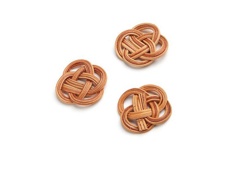 Natural Rattan Wood Earring Hoops 28mmx26mm Clover Wooden Charms Handwoven Circle Findings Woven Boho Jewelry Making Blanks Wholesale Bulk