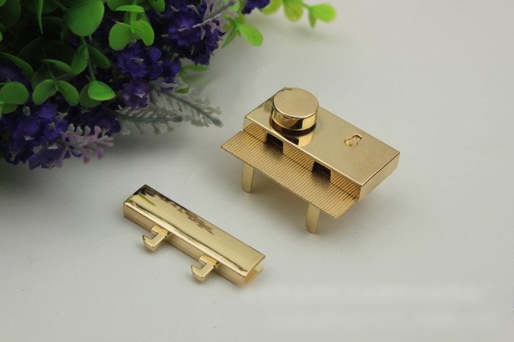 Rectangle Twist Press Lock 52mm Purse Charm Organizer Luggage Hardware Antique Gold Lock And Key Closure Small Bag Clutch Metal Accessories