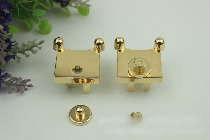 Rectangle Twist Press Lock 30mm Purse Charm Organizer Luggage Hardware Antique Gold Lock And Key Closure Small Bag Clutch Metal Accessories