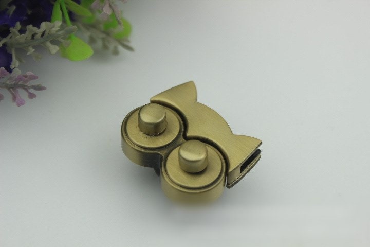 Owl Twist Turn Lock 37mm 1 1/2" Purse Charm Organizer Luggage Hardware Antique Gold Lock And Key Closure Small Bag Clutch Metal Accessories