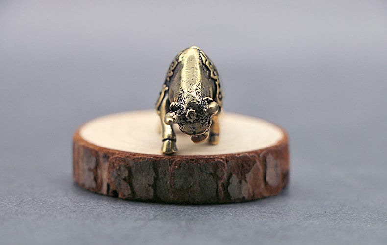 Solid Brass Old Bull Ox Zodiac Mini Figurine Concho Pendant Charm Decor Miniature Figure Keyfob Antique Color Accessories For DIY Handmade