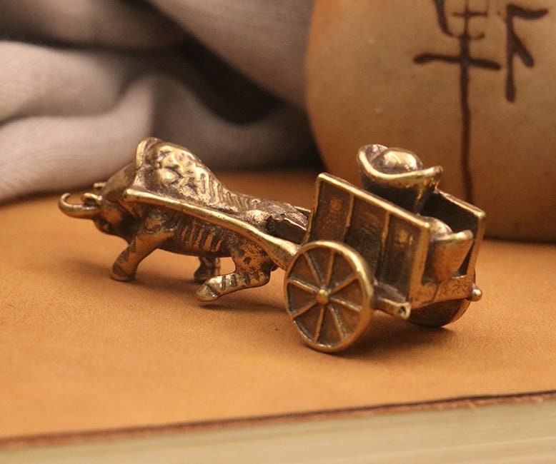 Solid Brass Old Bull Сart Zodiac Mini Figurine Concho Pendant Charm Decor Miniature Figure Keyfob Antique Color Accessories For DIY Handmade