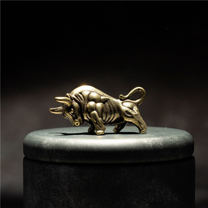 Solid Brass Old Fighting Bull Mini Figurine Concho Pendant Charm Decor Miniature Figure Keyfob Antique Color Accessories For DIY Handmade