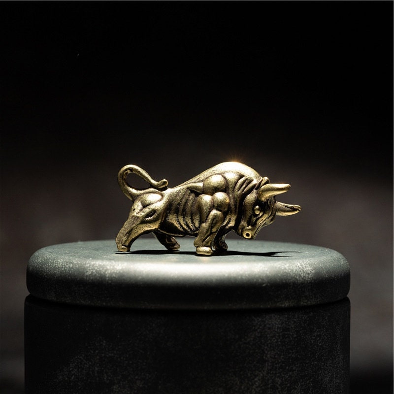 Solid Brass Old Fighting Bull Mini Figurine Concho Pendant Charm Decor Miniature Figure Keyfob Antique Color Accessories For DIY Handmade