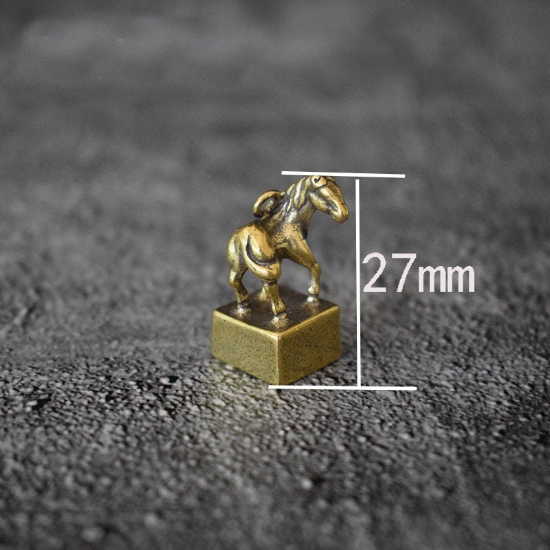 Solid Brass Old Horse Zodiac Mini Figurine Concho Pendant Charm Decor Miniature Figure Keyfob Antique Color Accessories For DIY Handmade