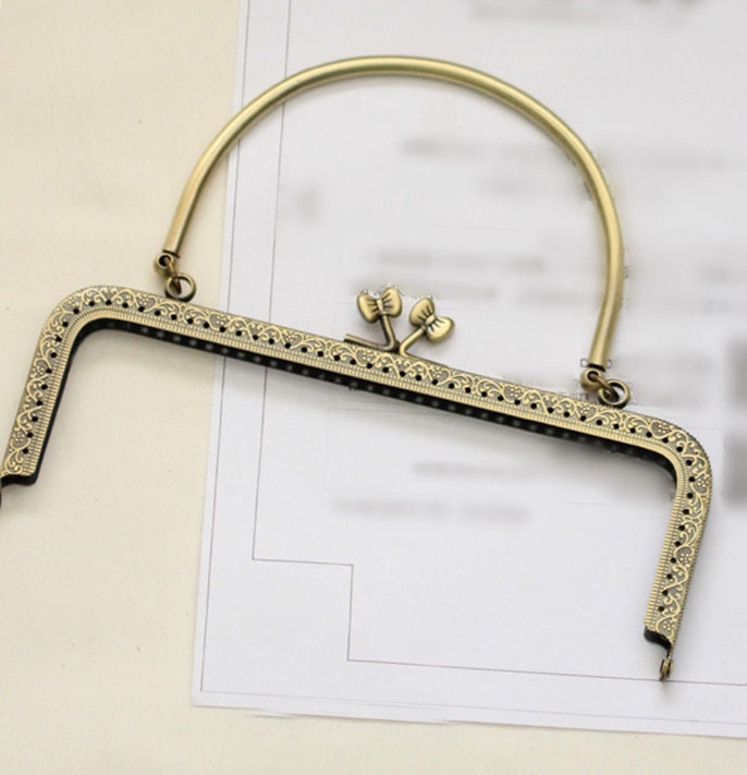 Bronze Purse Frame Metal Vintage Pattern Bowknot Snap Clasp For Bag Sewing Clutch Handbag Making Findings Hardware Supply Accessories 20.5cm