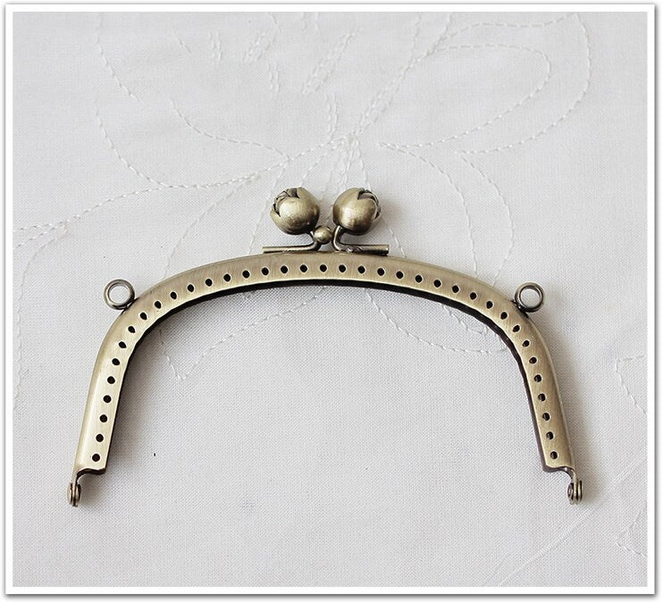 Gold Bronze Purse Frame Metal Vintage Flower Snap Clasp For Bag Sewing Clutch Handbag Making Findings Hardware Supply Accessories 12.5cm