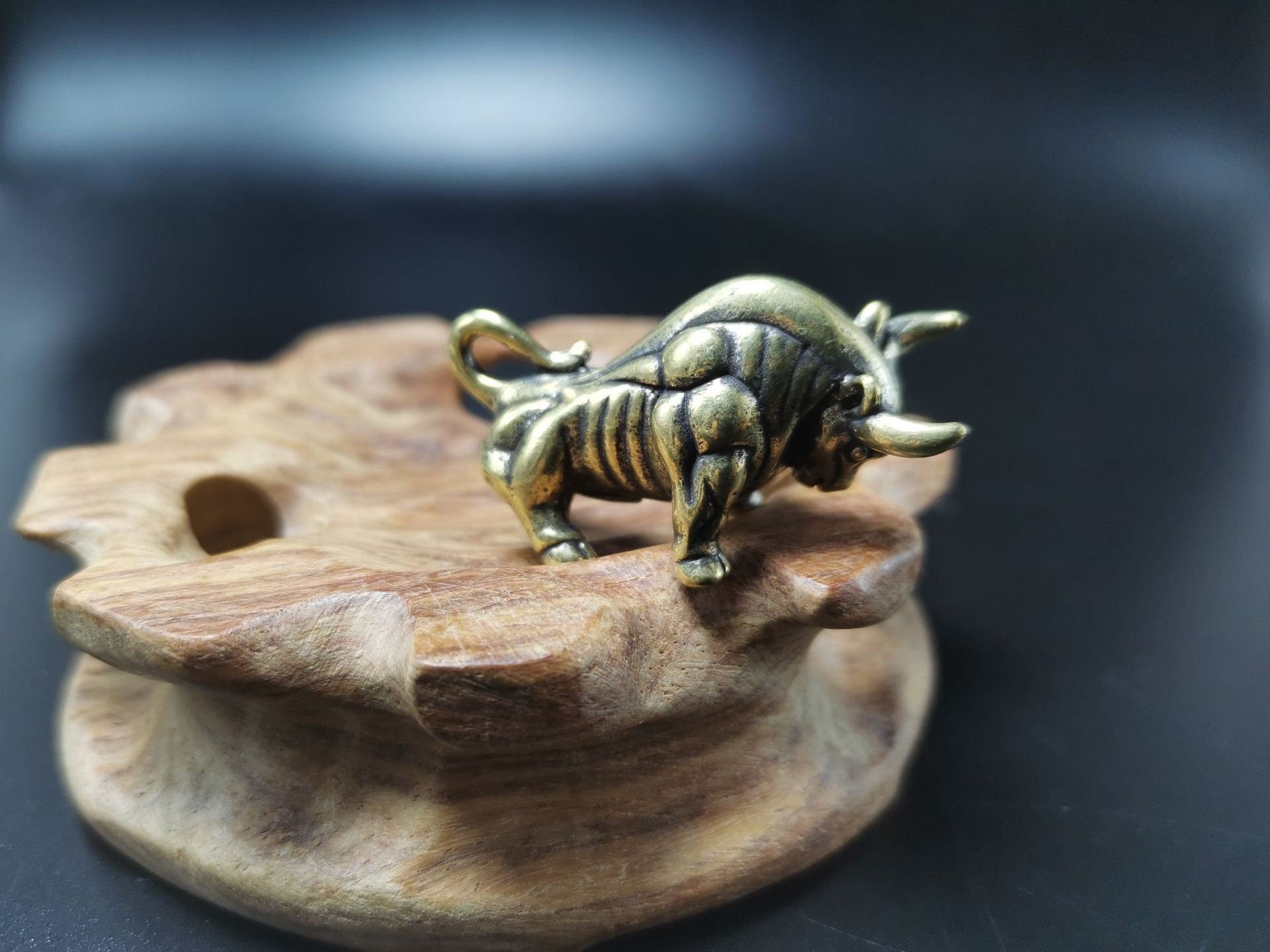 Solid Brass Old Fighting Bull Mini Figurine Concho Pendant Charm Decor Miniature Figure Keyfob Antique Color Accessories For DIY Handmade