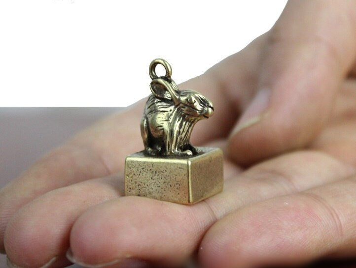 Solid Brass Old Rabbit Zodiac Mini Figurine Concho Pendant Charm Decor Miniature Figure Keyfob Antique Color Accessories For DIY Handmade