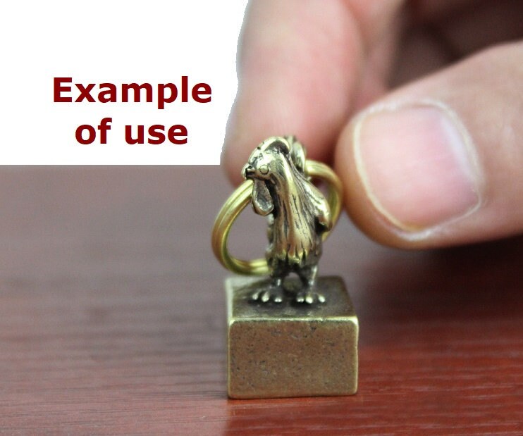 Solid Brass Old Chicken Zodiac Mini Figurine Concho Pendant Charm Decor Miniature Figure Keyfob Antique Color Accessories For DIY Handmade