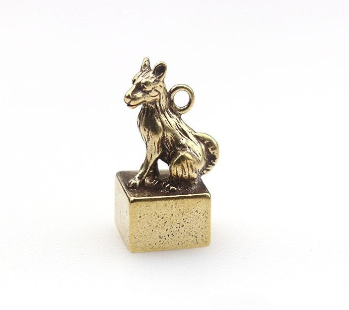 Solid Brass Old Dog Zodiac Mini Figurine Concho Pendant Charm Decor Miniature Figure Keyfob Antique Color Accessories For DIY Handmade