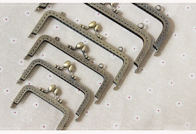 Antique Bronze Purse Frame Metal Vintage Pattern Snap Clasp For Bag Sewing Clutch Handbag Making Findings Hardware Supply Accessories 8-20cm