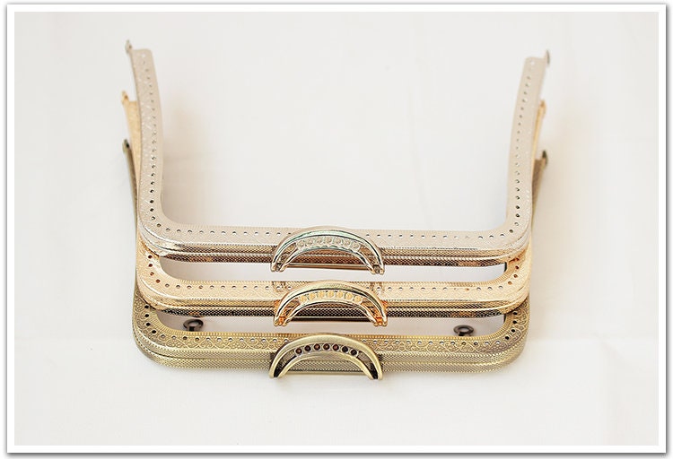 Gold Purse Frame Metal Vintage Pattern Snap Clasp For Bag Sewing Clutch Handbag Making Findings Hardware Supply Accessories 20cm