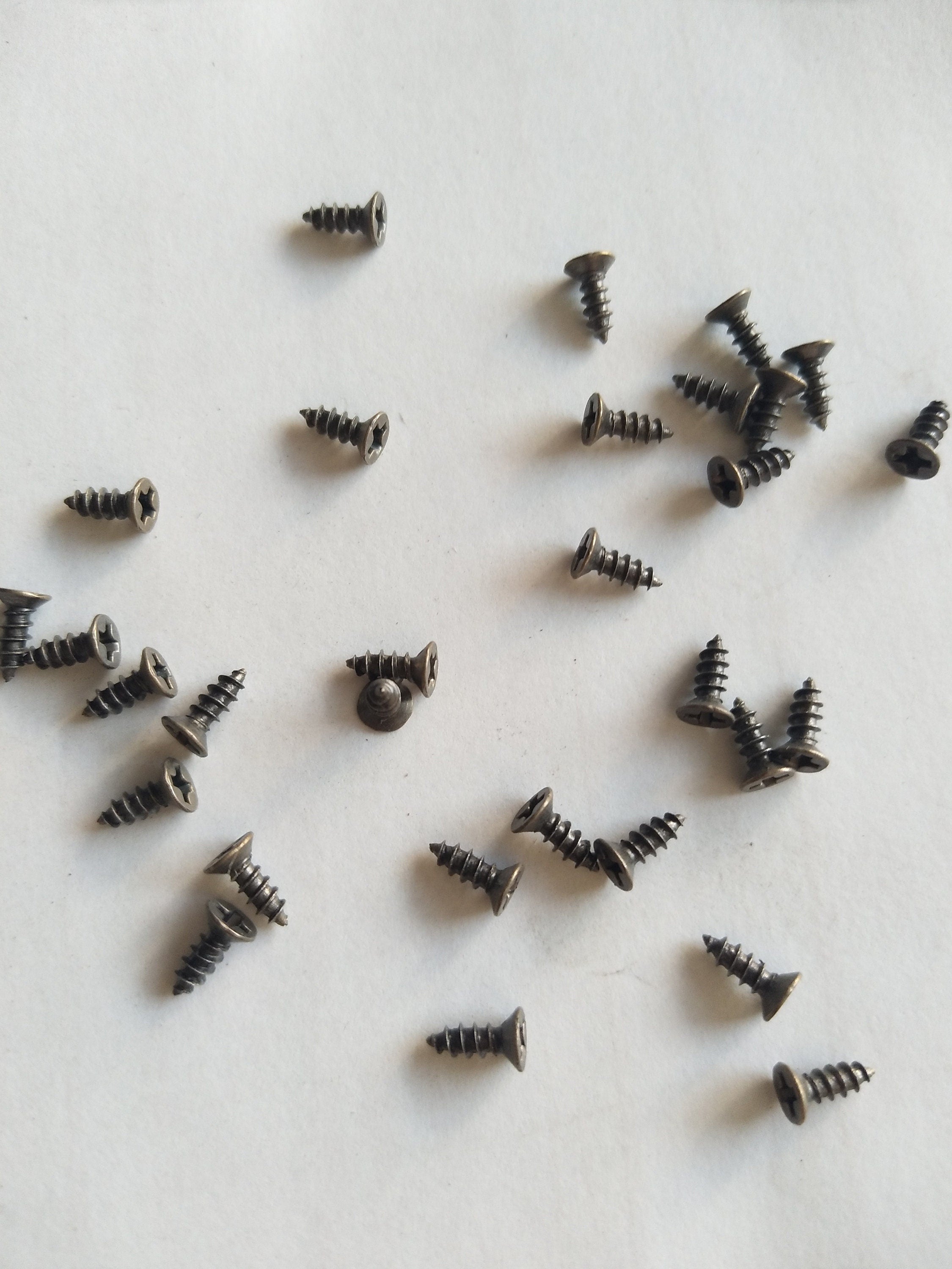 Iron Round Mini Box Hinges - Antique Bronze Finish for Wardrobes - 2x6mm Ant. Bronze / 10Packs